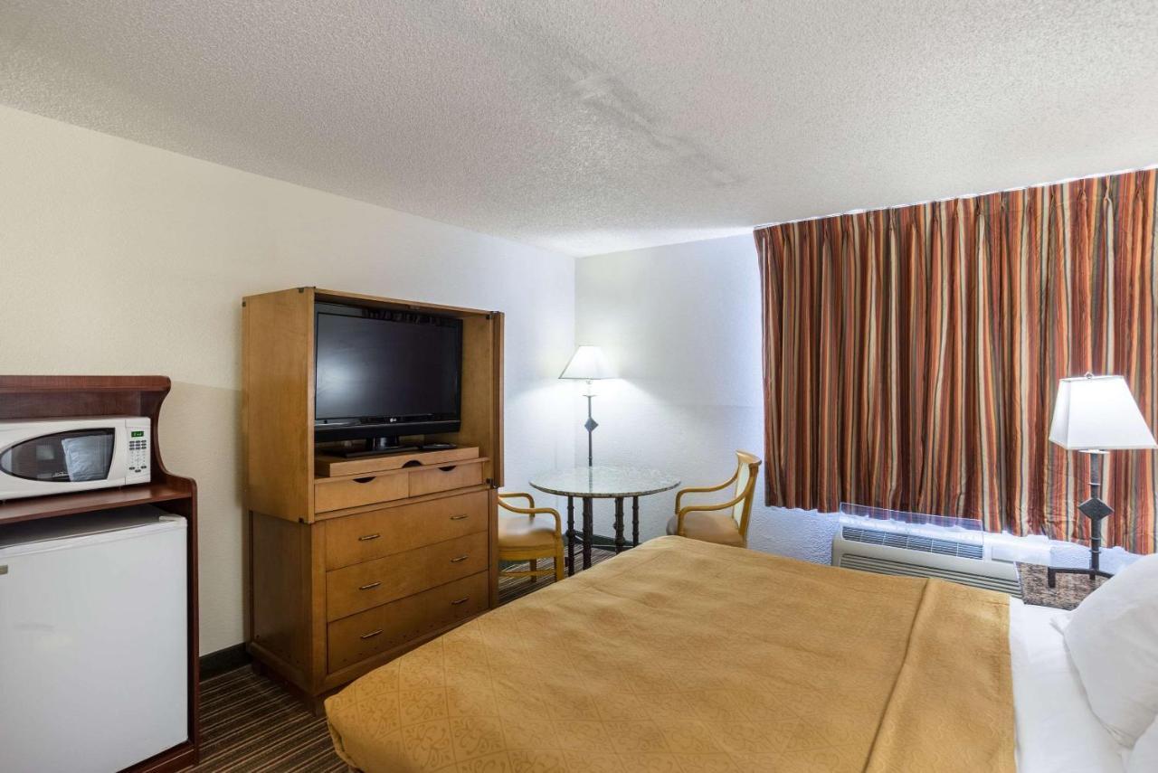 Hotel Bluestone Inn Eloy -Casa Grande Esterno foto