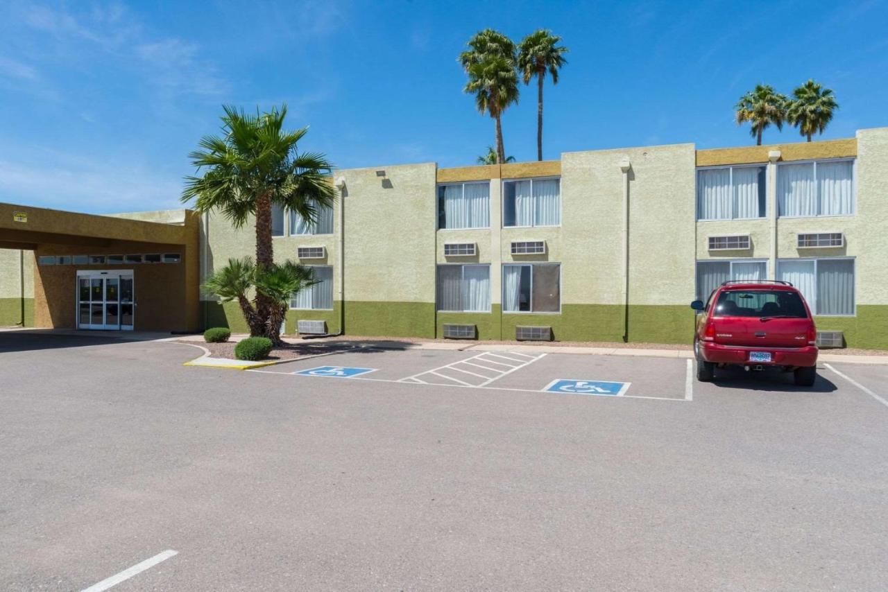 Hotel Bluestone Inn Eloy -Casa Grande Esterno foto